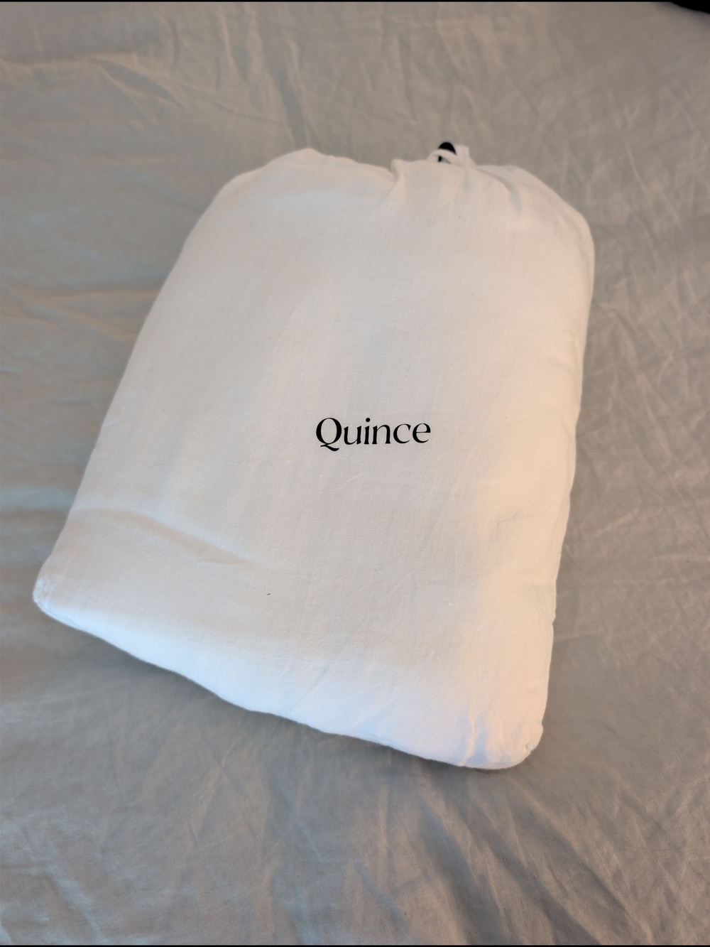 Quince 100% European Linen King Sheet Set White With Navy Blue Piping 4 Pcs NEW